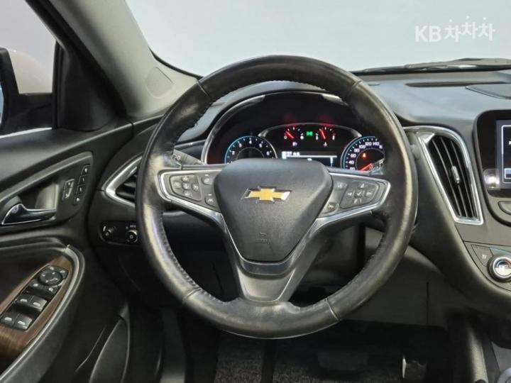 Chevrolet Malibu 2.0 Turbo LTZ Premium 10