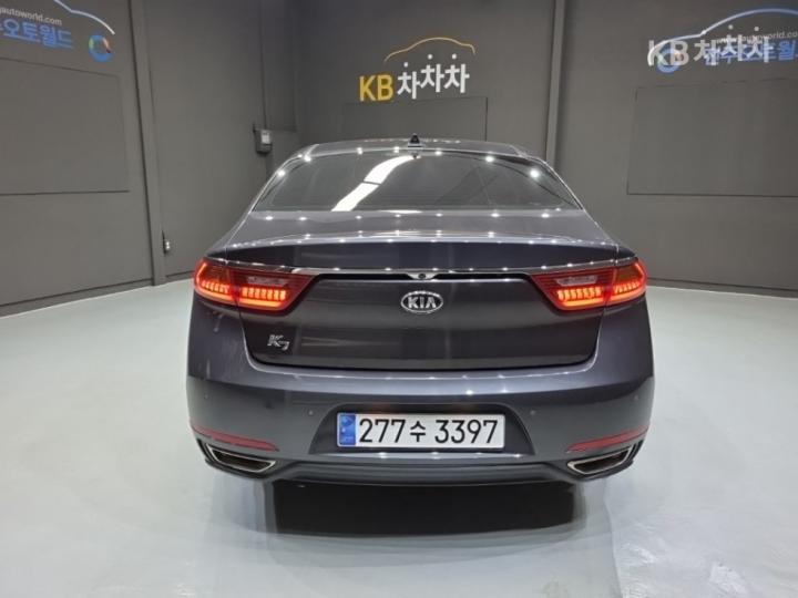 Kia K7 3.0 LPI Luxury 4