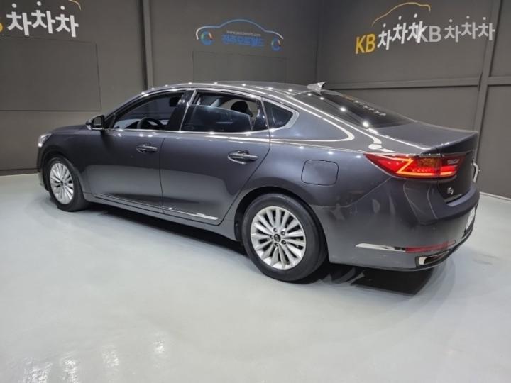 Kia K7 3.0 LPI Luxury 5