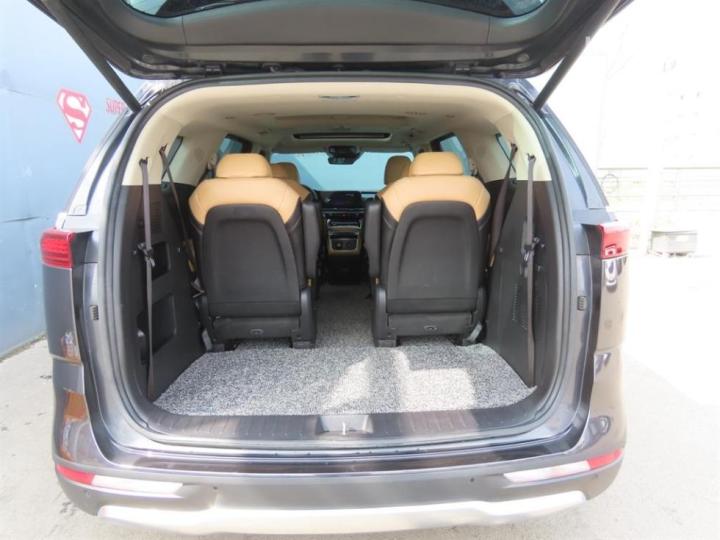 Kia Carnival D2.2 Signature 6