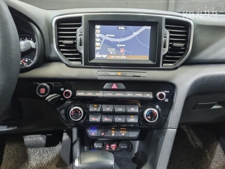 Kia Sportage Diesel 2.0 2WD Noblesse 9