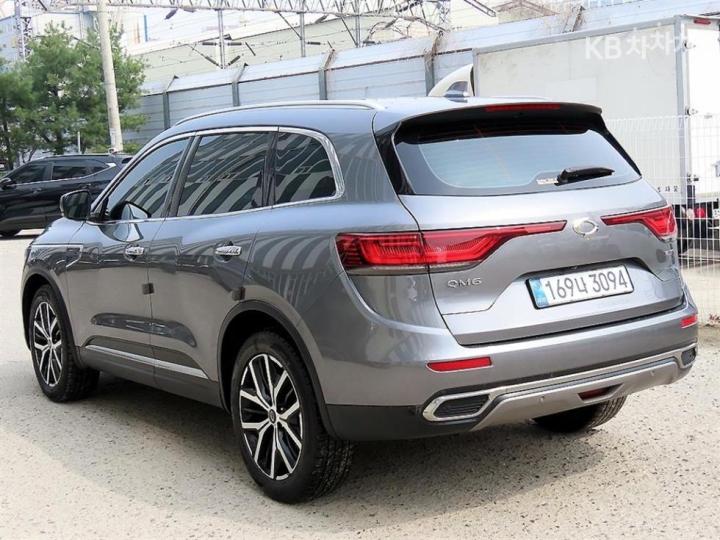 Renault QM6 2.0 GDe 2WD RE Signature 4