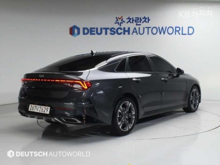 Kia K5 2.0 Gasoline Noblesse 3