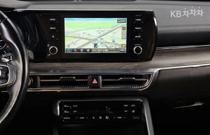 Kia K5 2.0 Gasoline Noblesse 10