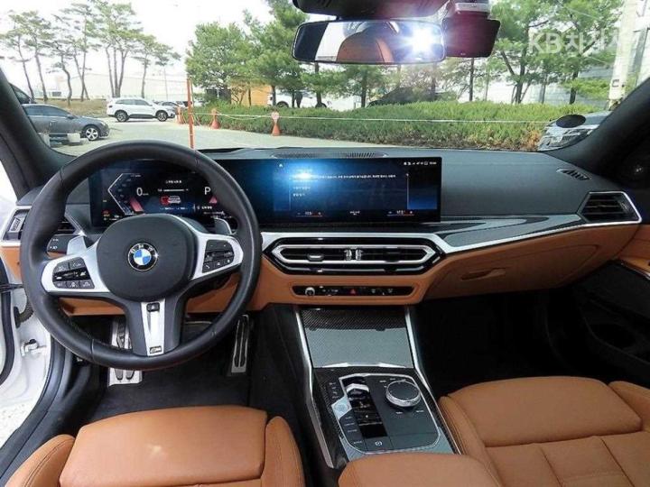 BMW 3 Series G20 M340i Base Type 8