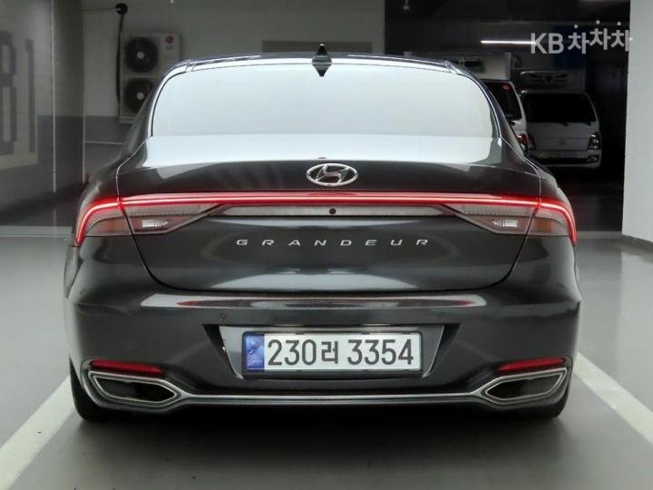 Hyundai Grandeur LPi 3.0 Modern 4