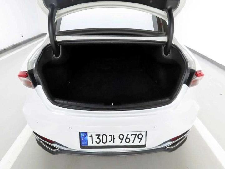 Hyundai Grandeur 2.5 Premium 6