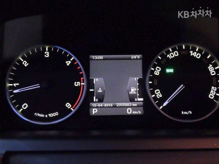 Land Rover Discovery 4 3.0 SDV6 SE 10