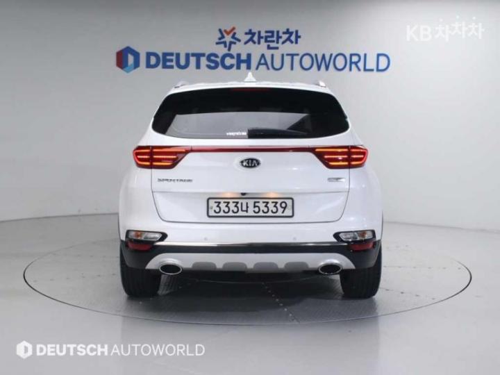 Kia Sportage The Bold 2.0 Diesel 2WD Signature 5