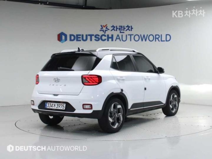 Hyundai Venue Gasoline 1.6 FLUX 3