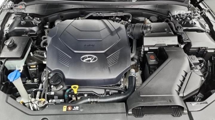 Hyundai Grandeur IG 3.0 Exclusive Base Type 9