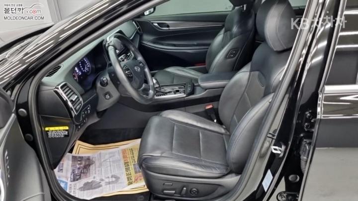 Hyundai Grandeur IG 3.0 Exclusive Base Type 10