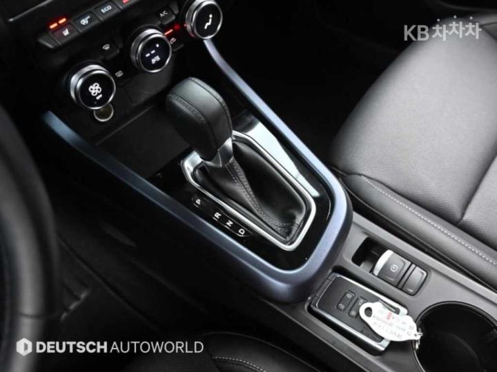 Renault XM3 1.6 GTe LE+ 10