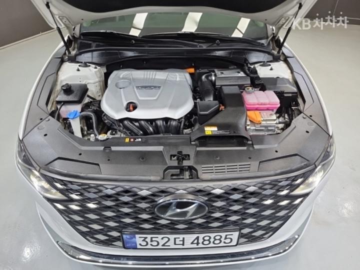 Hyundai Grandeur Hybrid 2.4 Exclusive 7