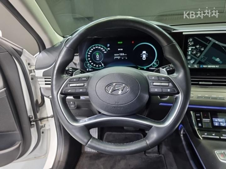 Hyundai Grandeur Hybrid 2.4 Exclusive 10