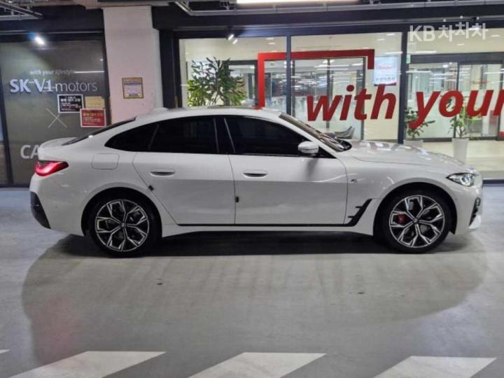 BMW 4 Series G22 420i Gran Coupe First Edition 4