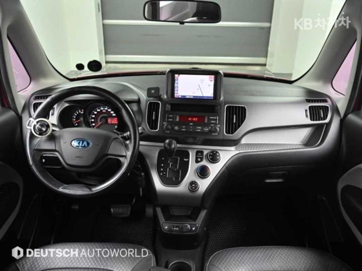 Kia Ray 1.0 Gasoline Luxury 8