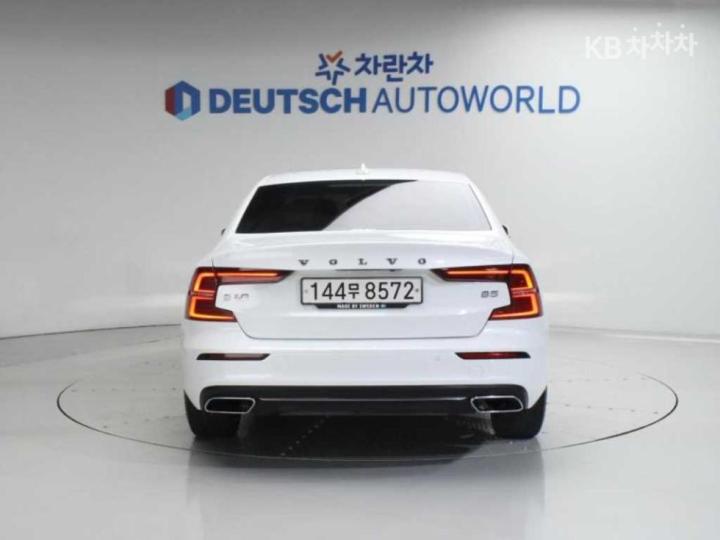 Volvo S60 2.0 B5 Inscription 5