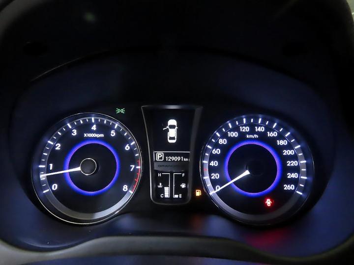 Hyundai Grandeur HG HG300 Premium 10