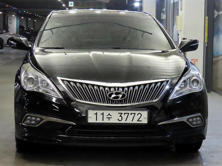 Hyundai Grandeur HG HG240 Luxury 3