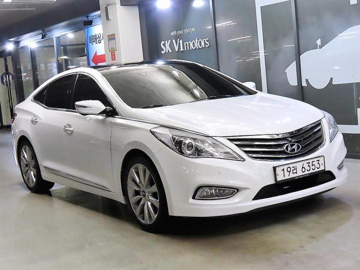 Hyundai Grandeur HG HG330 Celebrity 2
