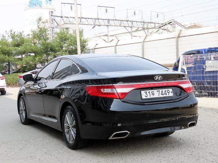 Hyundai Grandeur HG LPG HG300 Modern 4