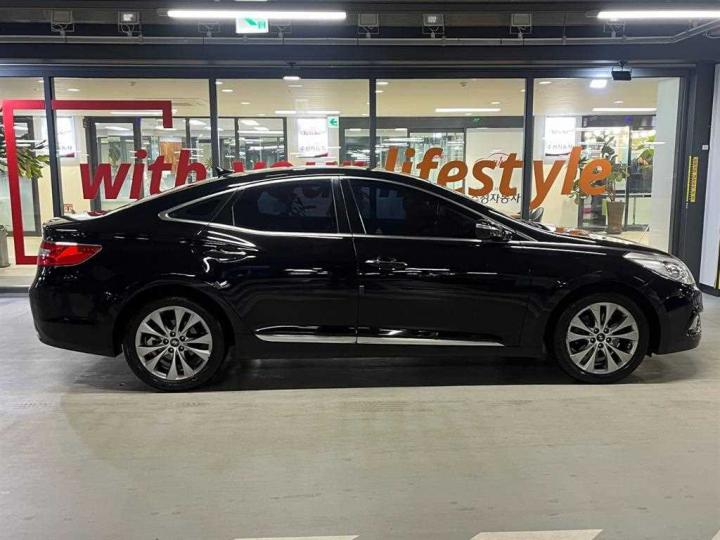 Hyundai Grandeur HG HG300 Royal 4