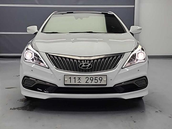 Hyundai Grandeur HG HG240 Modern 3