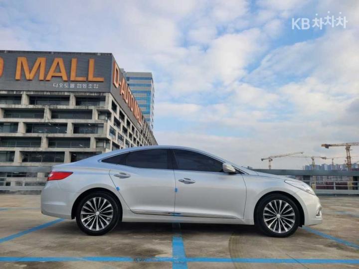 Hyundai Grandeur HG HG300 Exclusive 5