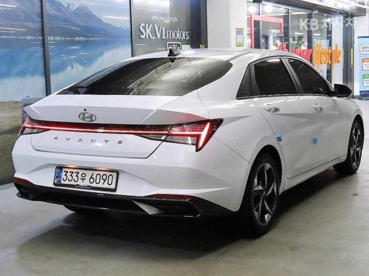 Hyundai Avante CN7 1.6 Gasoline Inspiration 5