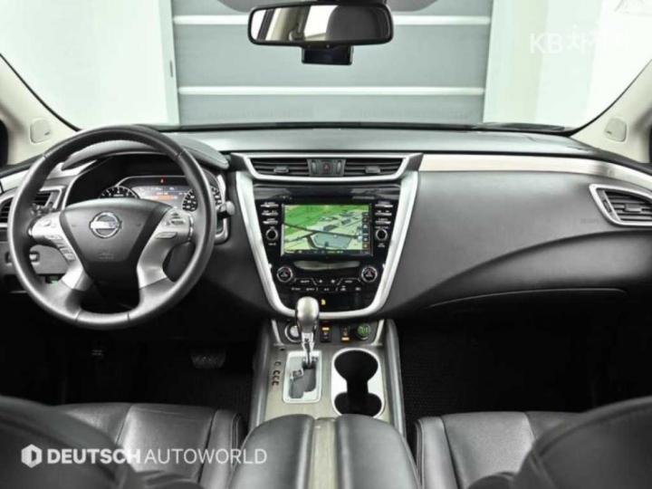 Nissan Murano 2.5 Hybrid Platinum 8