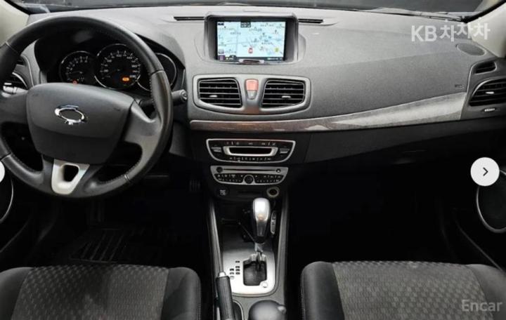 Renault SM3 New LE Plus 8