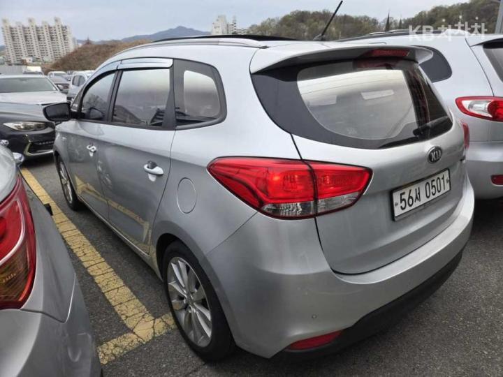Kia Carens 1.7 VGT Prestige 7