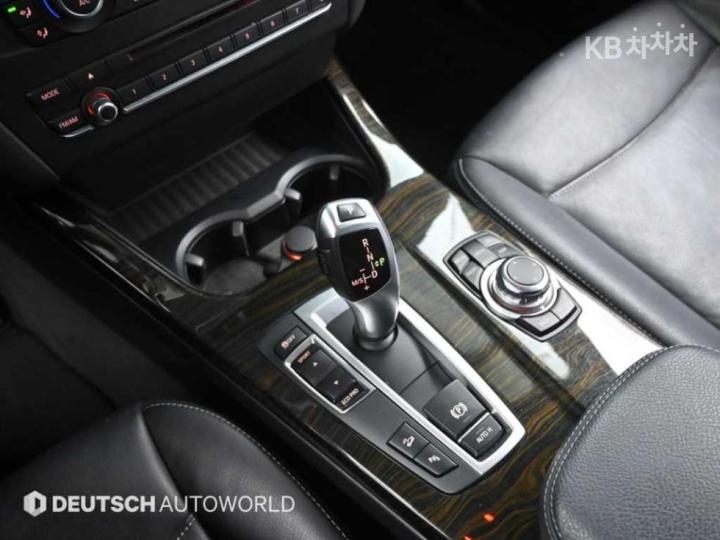 BMW X3 F25 xDrive 20d High F25 10