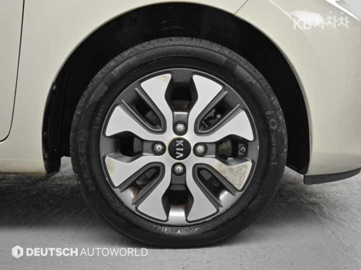 Kia Morning Deluxe 6