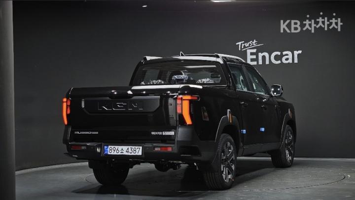 KG Mobility (Ssangyong) Musso Q300 Diesel 2.2 4WD M9 3