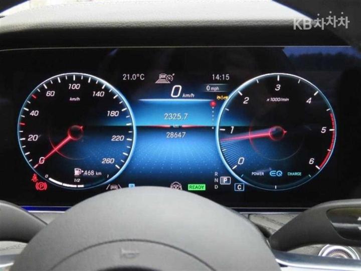 Mercedes-Benz E-Class W213 E220d 4MATIC AMG Line 6