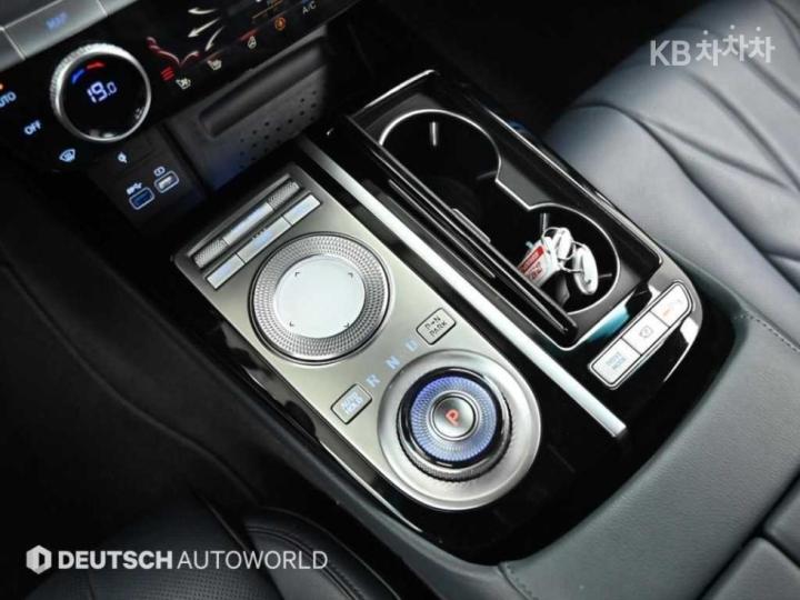 Genesis G80 RG3 2.5 T-GDi 2WD 10