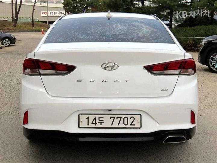 Hyundai Sonata New Rise 2.0 Smart Choice 5