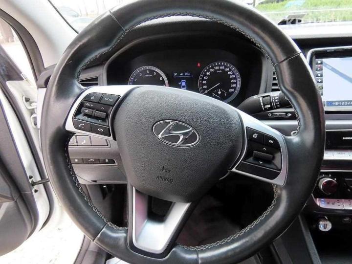 Hyundai Sonata New Rise 2.0 Smart Choice 9