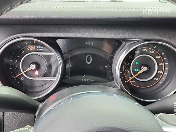 Jeep Wrangler JL 2.0 Overland 4 Duo Base Type 7