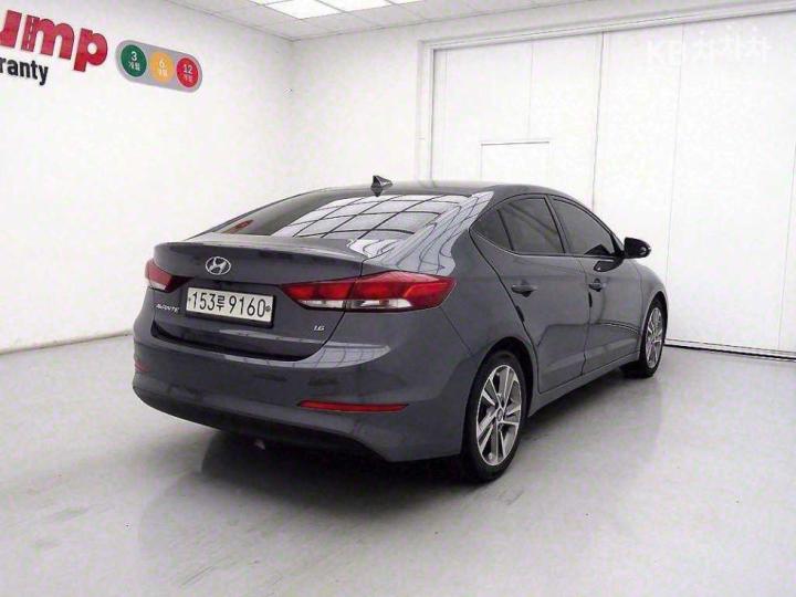 Hyundai Avante AD 1.6 GDi Value Plus 5