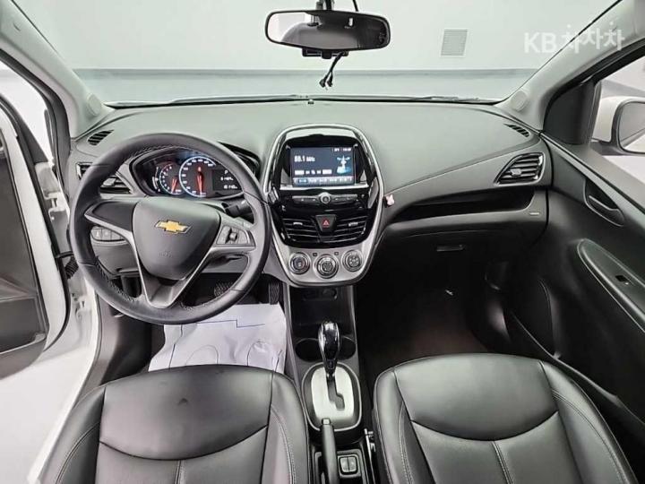 Chevrolet Spark The Next LT Plus 8