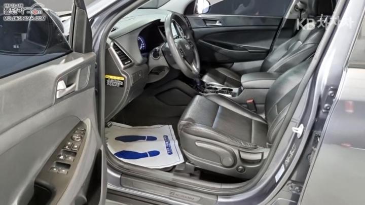 Hyundai Tucson Diesel e-VGT UⅡ 1.7 2WD Style 10