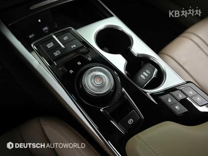 Kia K8 Hybrid 1.6 Turbo Noblesse 10