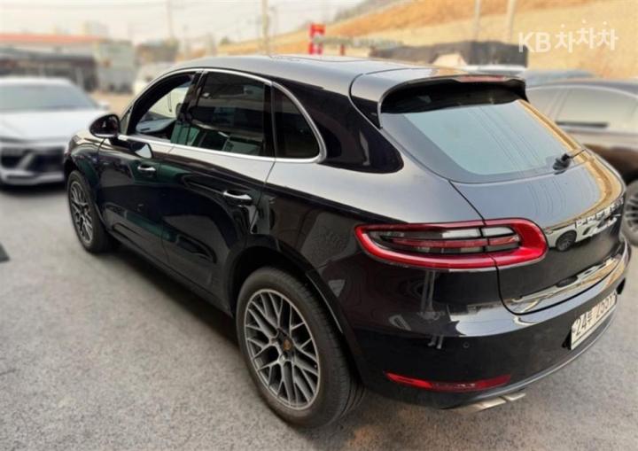 Porsche Macan 3.6 Turbo 6