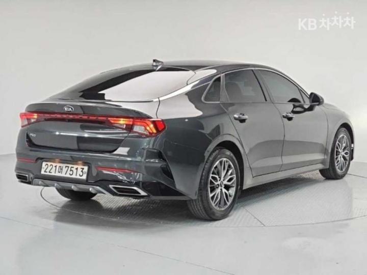 Kia K5 2.0 Gasoline Prestige 4