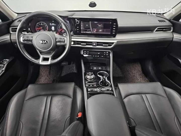 Kia K5 2.0 Gasoline Prestige 6