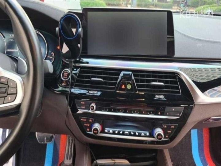 BMW 5 Series G30 520d M Sport Plus 6