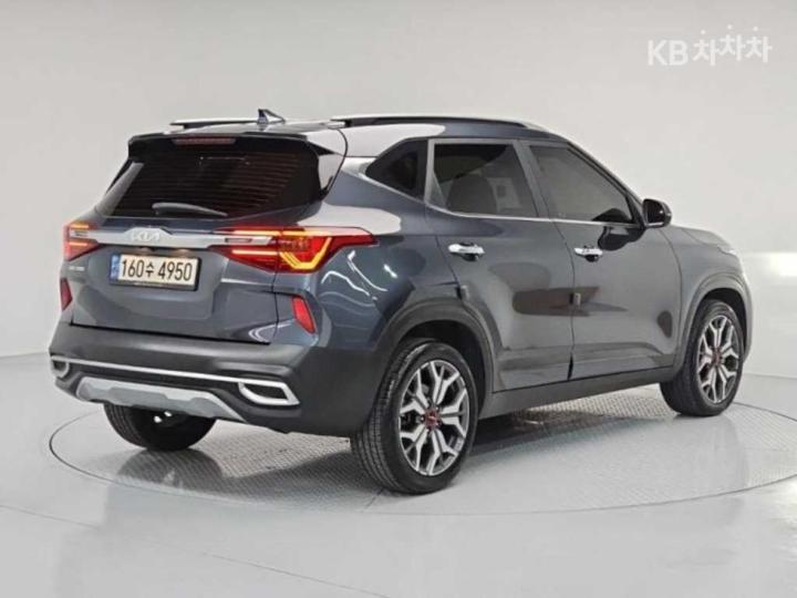 Kia Seltos 1.6 Gasoline Turbo 2WD Signature 5